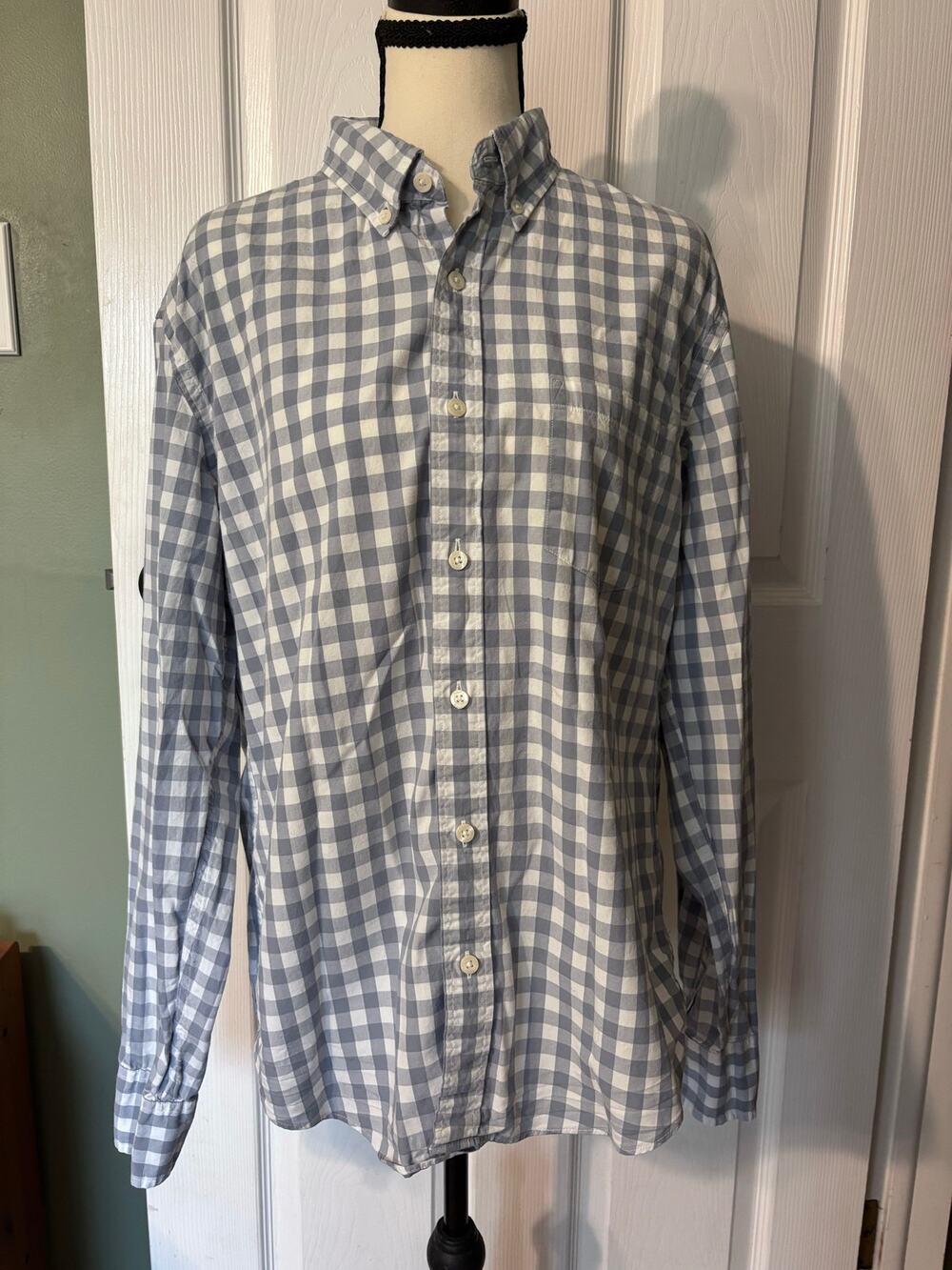 J.Crew Men's Button Down Long Sleeve Men's Large Blue & White Gingham